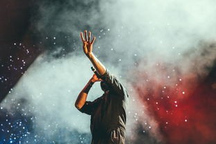 (齐天战神2手游视频)齐天战神2为何突然下架？背后隐藏的原因与玩家反响详解