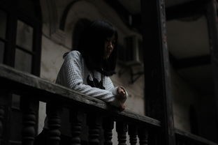 (黑暗与光明手游进不去)黑暗与光明手游为什么卡在服务器？原因揭秘及解决方法！