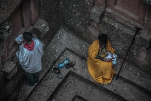 探索人类原始时代的生活方式和文化传承：考古学对原始时代人类的研究
