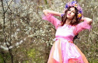 (英雄联盟星之少女)探秘星之少女：推荐适合玩这款游戏的最佳模拟器与使用技巧
