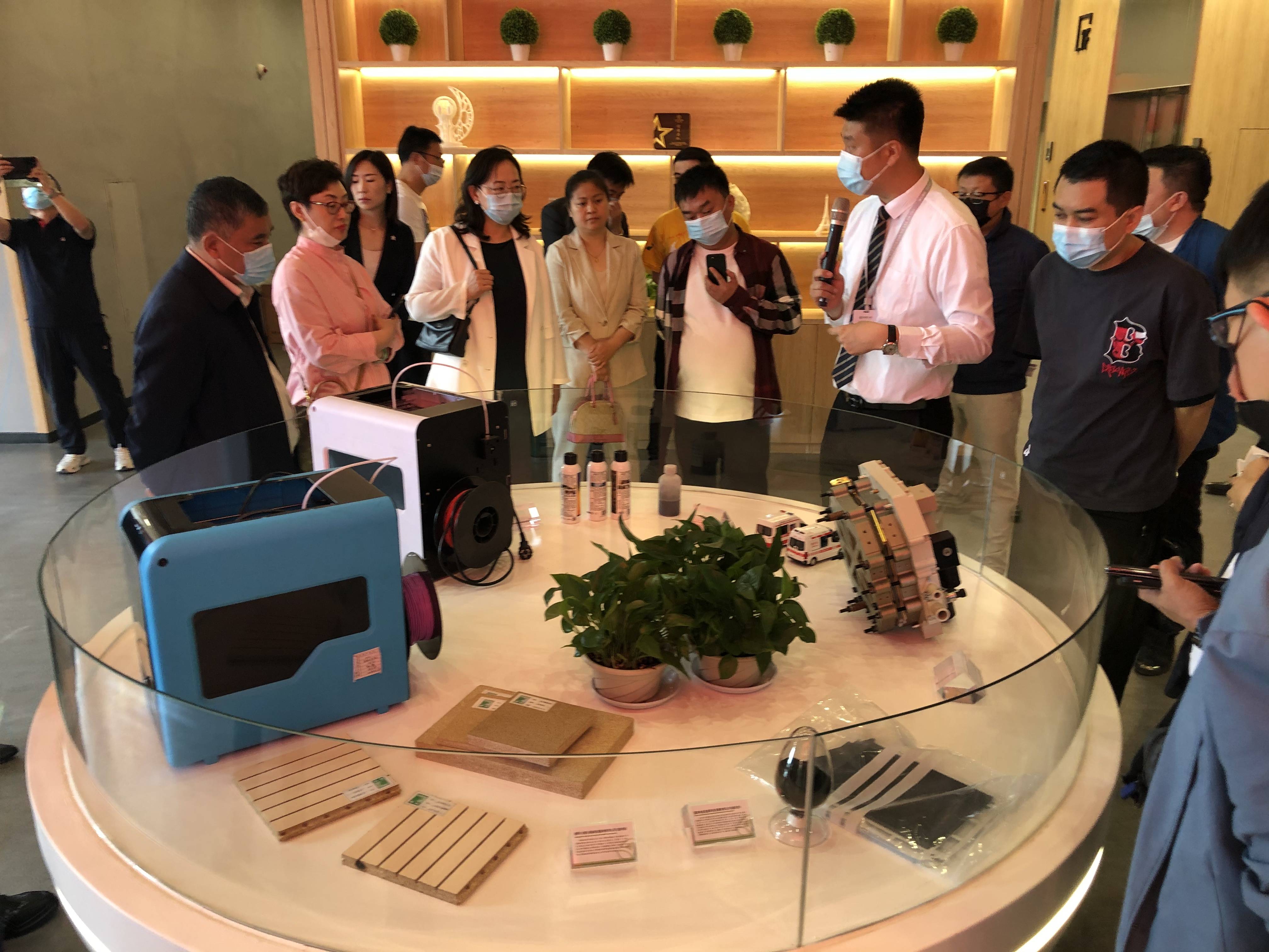 马桶人绝密行动内置修改器无限金币下载-马桶人绝密行动游戏正版下载v.5.64
