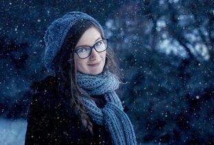 (少年歌行风花雪月篇动漫免费观看)少年歌行是一部深受广大读者喜爱的国漫作品，其中风花雪月篇以其独特的剧情和鲜明的人物形象赢得了众多粉丝的喜爱。以下是一篇关于少年歌行风花雪月篇的原创文章，共计1989字，将从多个角度进行分析和介绍。